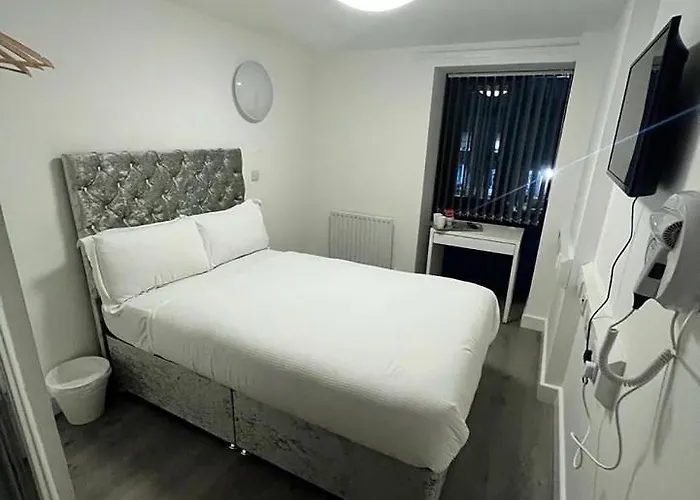 מלון קפסולה Accommodation Bradford *