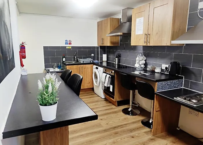 Accommodation Bradford מלון קפסולה