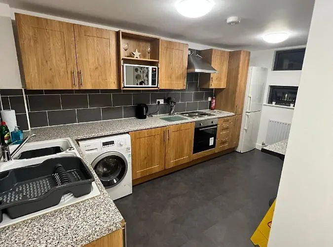 מלון קפסולה Accommodation Bradford *