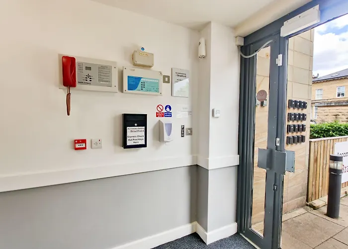 Accommodation Bradford Capsule hotel
