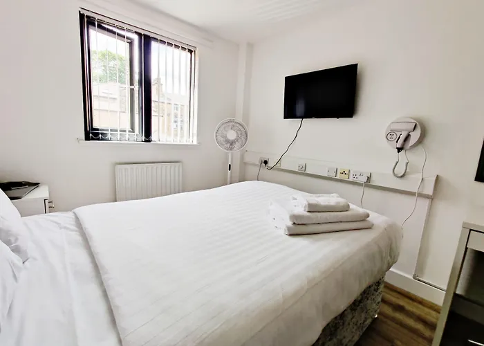 Accommodation Bradford Hotel a capsule *